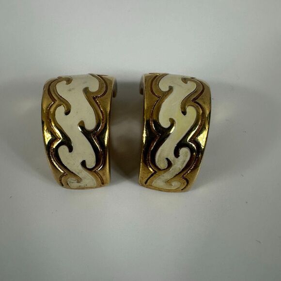 Christian Dior Vintage Hoop Clip On Earrings White Enamel Gold Tone Signed - Picture 4 of 16